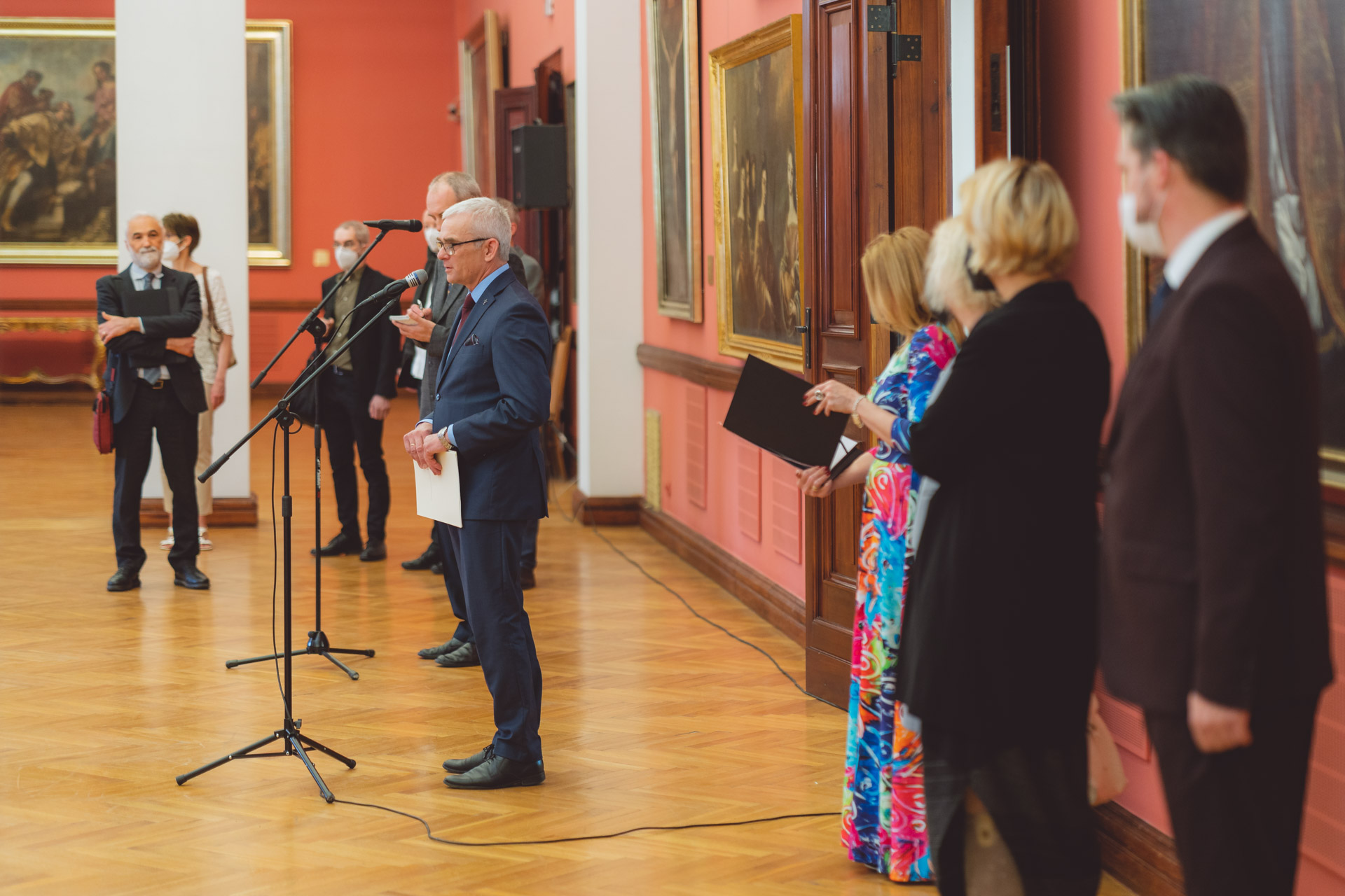 Przemawia Tomasz Łęcki - Dyrektor Muzeum Narodowego w Poznaniu